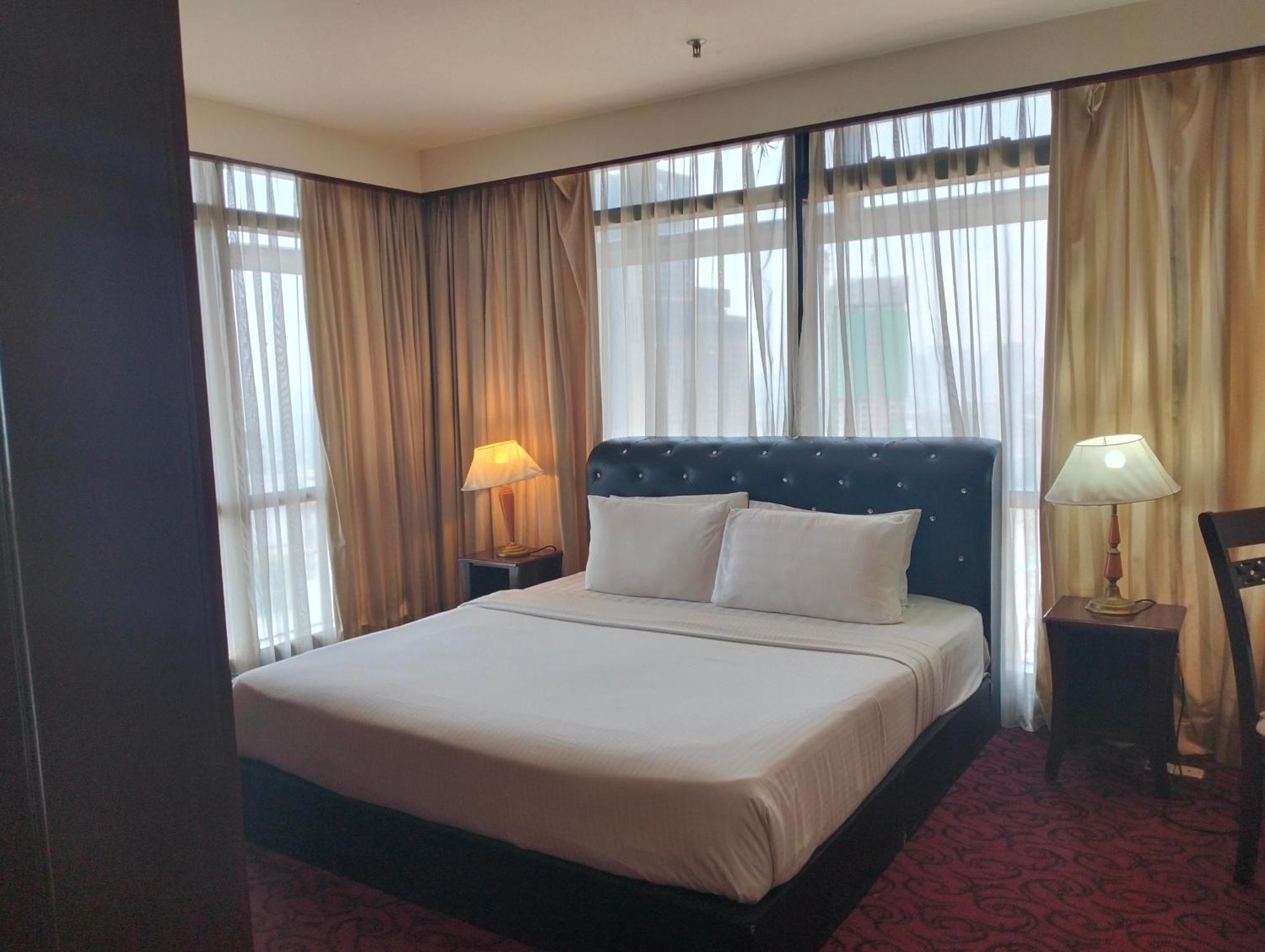 Berjaya Times Square Service Suite By Luna Kuala Lumpur Exterior foto